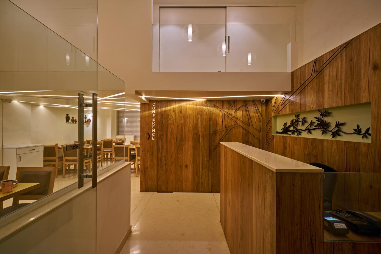 Hotel Atharv Top Rated Business Hotel In Kolhapur Eksteriør billede