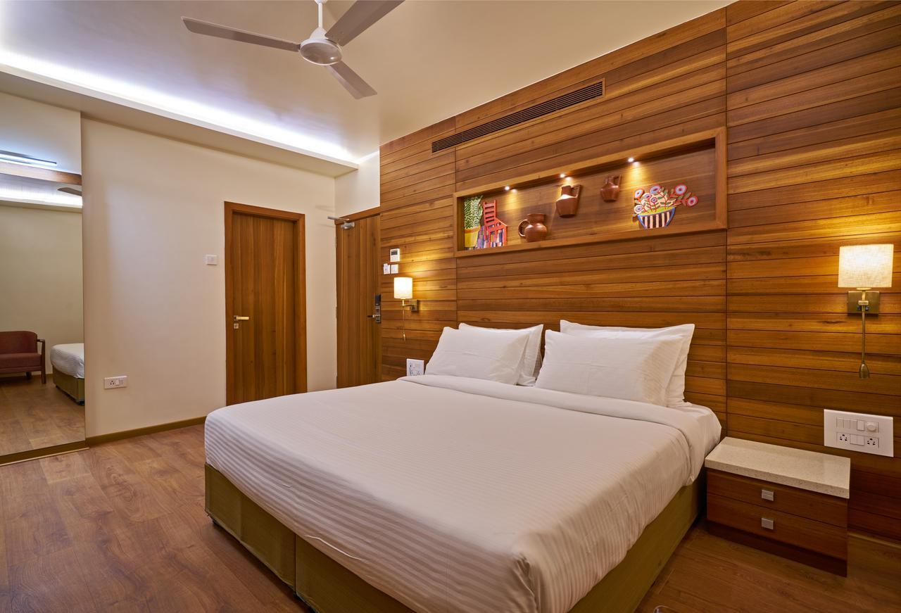 Hotel Atharv Top Rated Business Hotel In Kolhapur Eksteriør billede