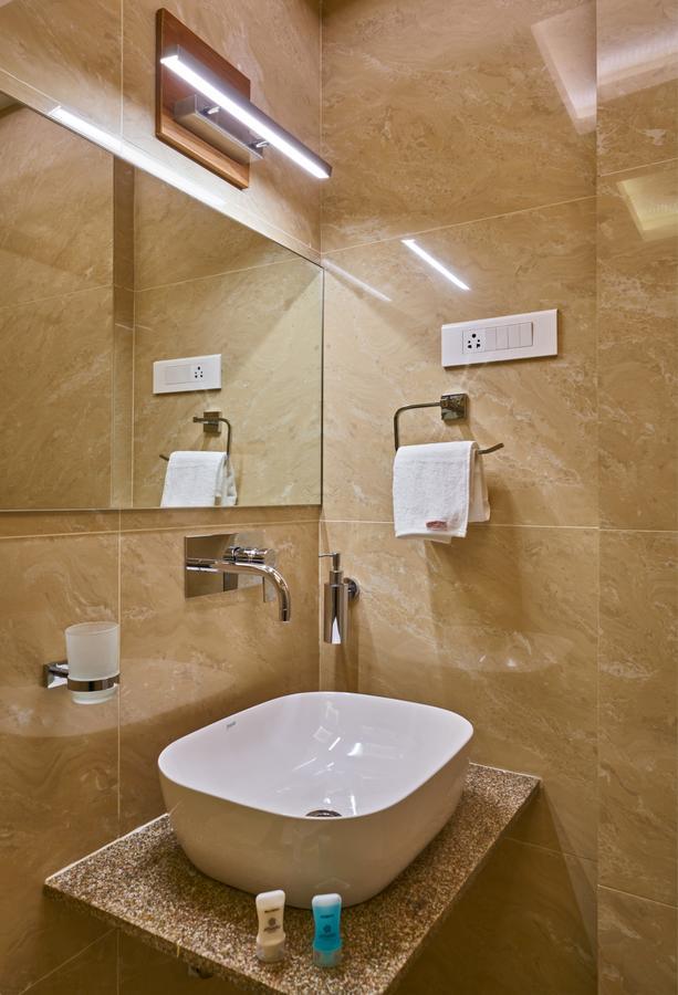 Hotel Atharv Top Rated Business Hotel In Kolhapur Eksteriør billede
