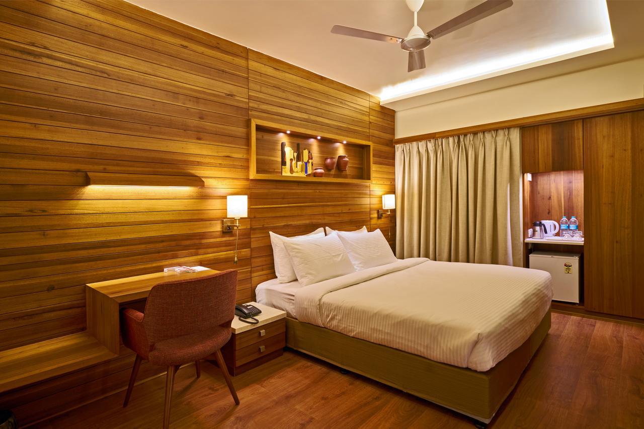 Hotel Atharv Top Rated Business Hotel In Kolhapur Eksteriør billede